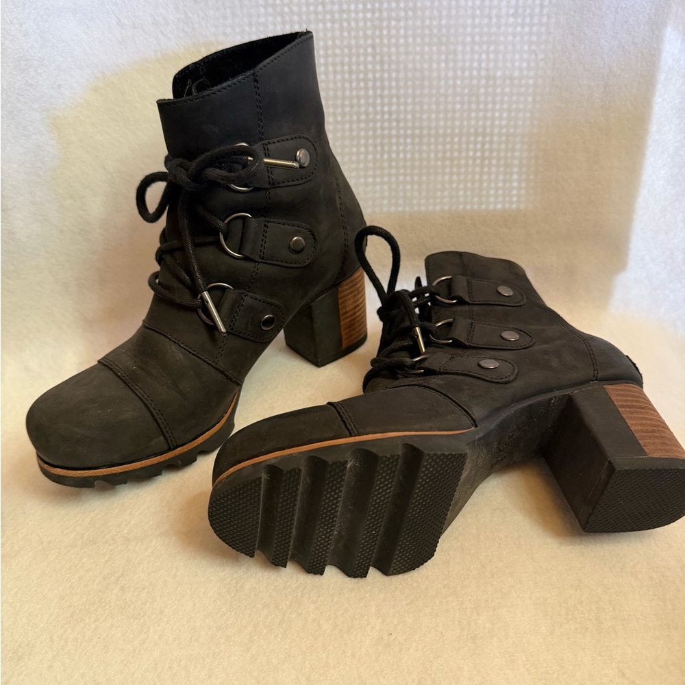 Sorel Addington Black Lace-Up Leather Chunky Heel Ankle Boots - Picture 5 of 5